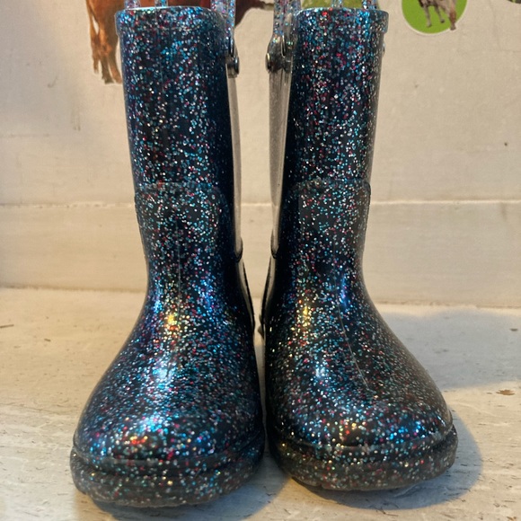 Silver sparkle wellies ☔️ rain boots - Picture 3 of 5